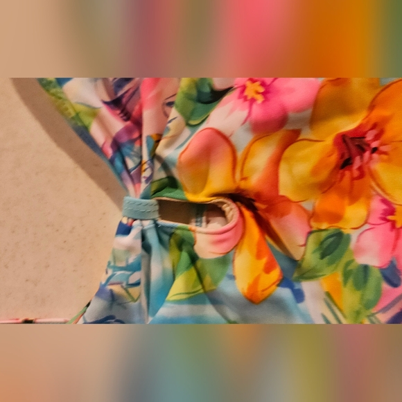 Vintage Islander 2 piece bathing suit - Picture 6 of 9